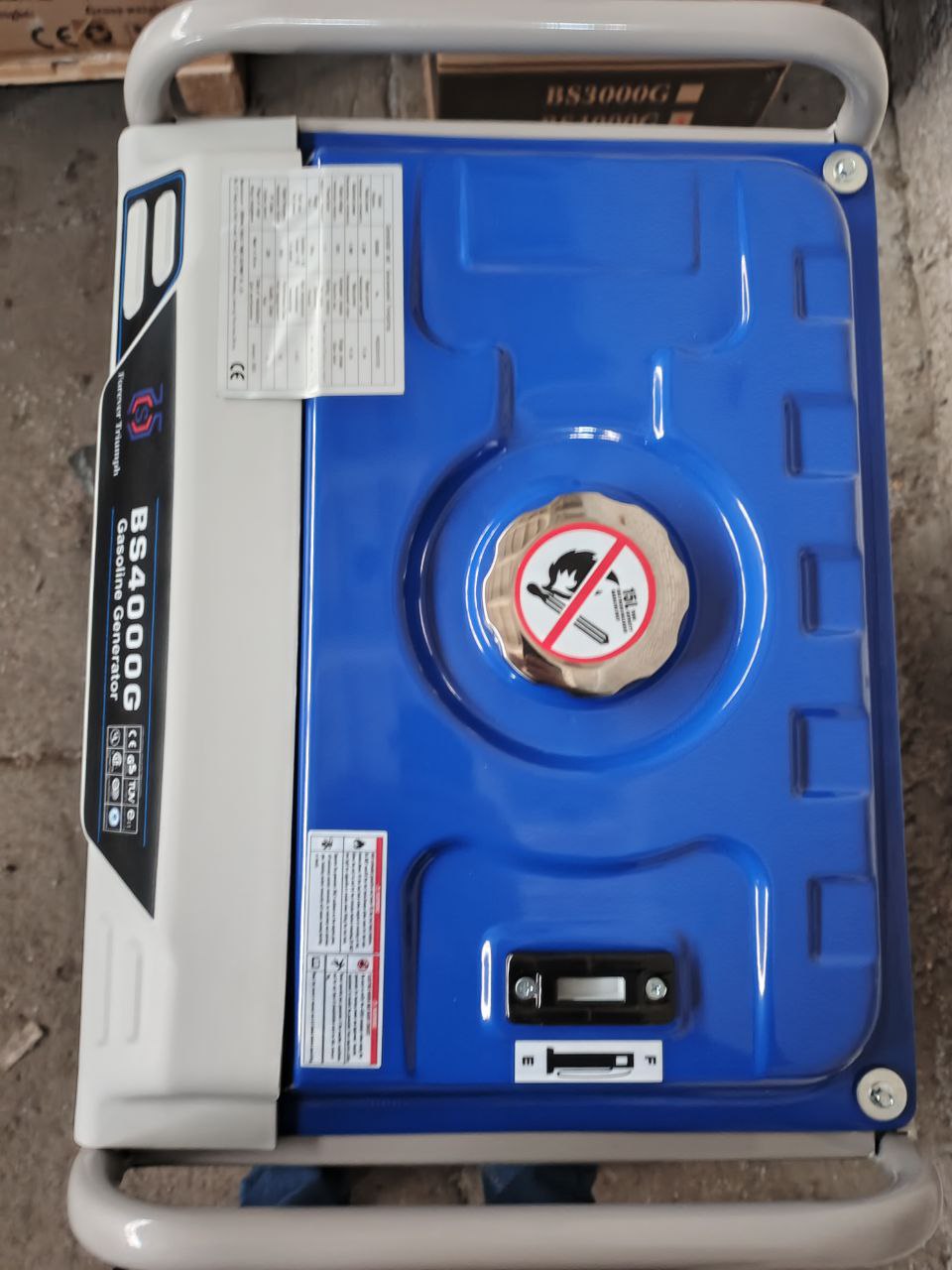 benzinovij generator bs4000g 3